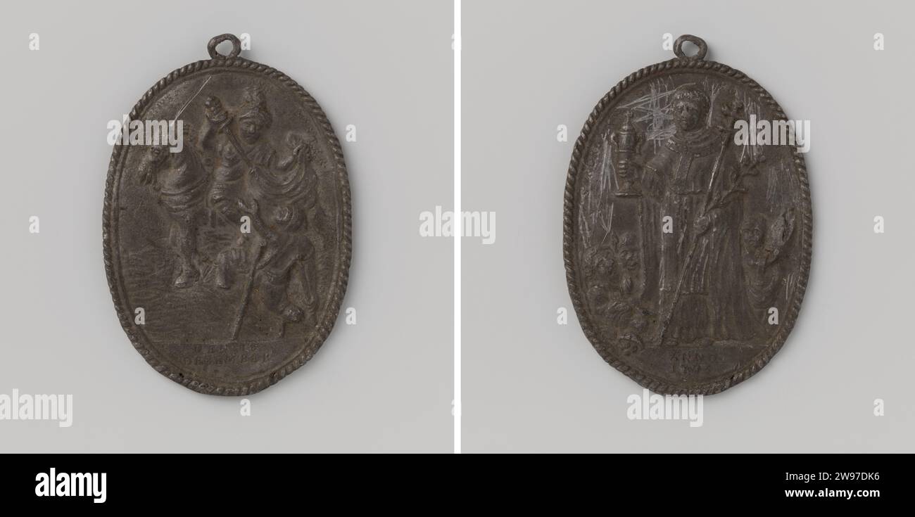 St. Martinus und H. Norbertus, Anonym, 1705 ovale Medaille zum Tragen. Vorne: Martinus zu Pferd, schneidet mit dem Schwertmantel in zwei, um ihm einen Teil davon zu geben, der mit Krücken im Wechsel und Kabelrand versehen ist; Schnitt: Datierung. Rückwärts: Norbertus mit Kelch in der rechten und doppeltem Kreuz und Zweig in der linken Hand; im Hintergrund linker Mann, der Kelch in umgekehrter Richtung und Teufel hält, rechtsgerichtet mit Gehrung in der Hand in der Änderung; Schnitt: Datierung Blei (Metall) Stockfoto