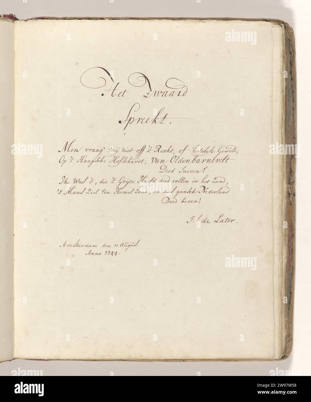 Gedicht über das Schwert, mit dem Johan van Oldenbarnevelt 1619 enthauptet worden wäre, 1744 Manuskript 6-zeiliger Vers aus JS the Later. Teil des Buches mit Gedichten aus den Jahren 1743-1745 über den Zwaard, mit dem Johan van Oldenbarnevelt 1619 enthauptet werden sollte. Das Schwert gehörte Frans Greenwood. Amsterdam Papier. Tinte schreiben (Prozesse) Stockfoto