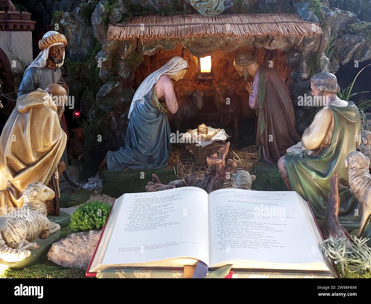 Winden Themenbild - Weihnachtskrippen, Krippenausstellung in