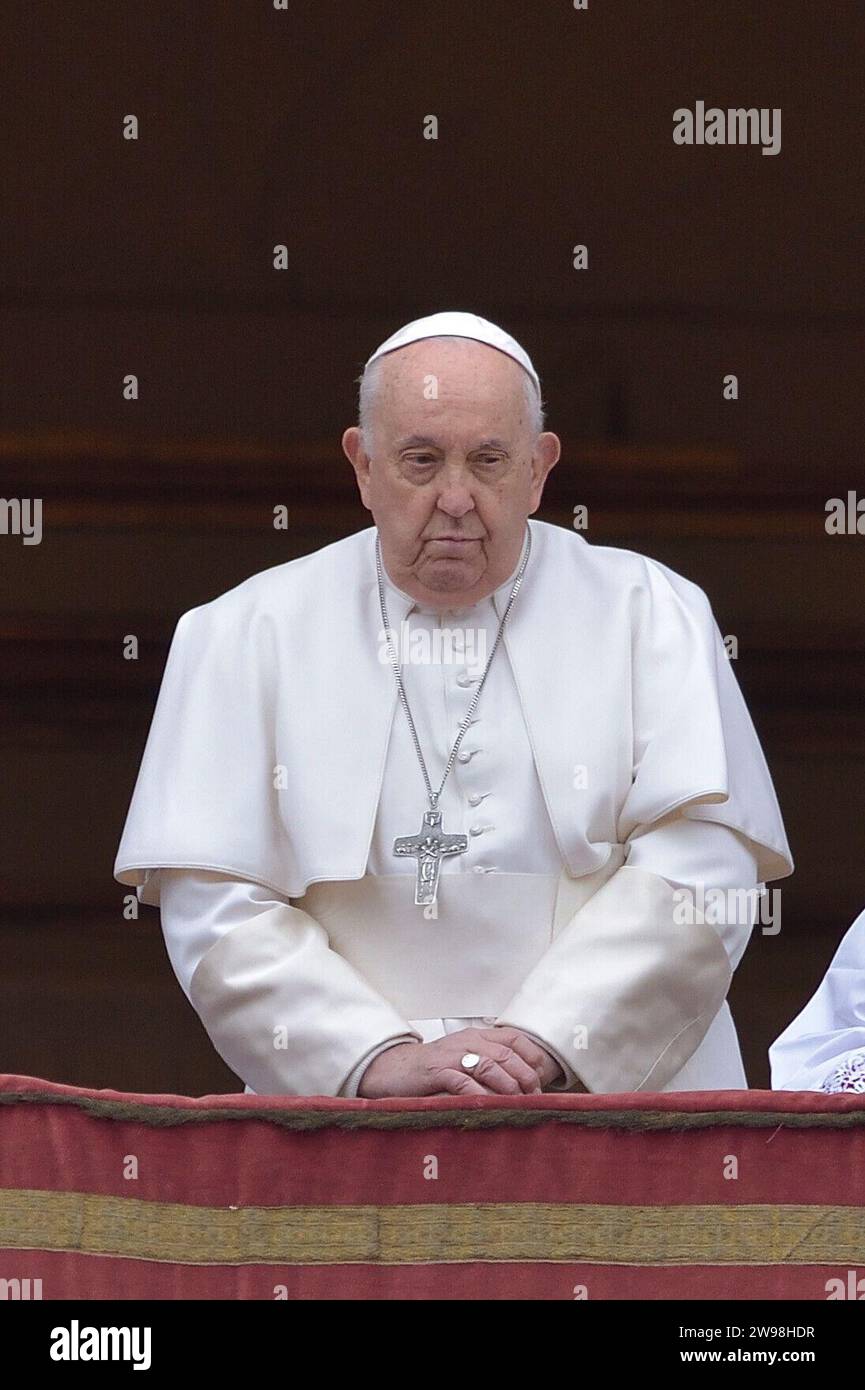 Papst Franziskus Feiert Am 25. Dezember 2023 Im Petersdom Im Vatikan