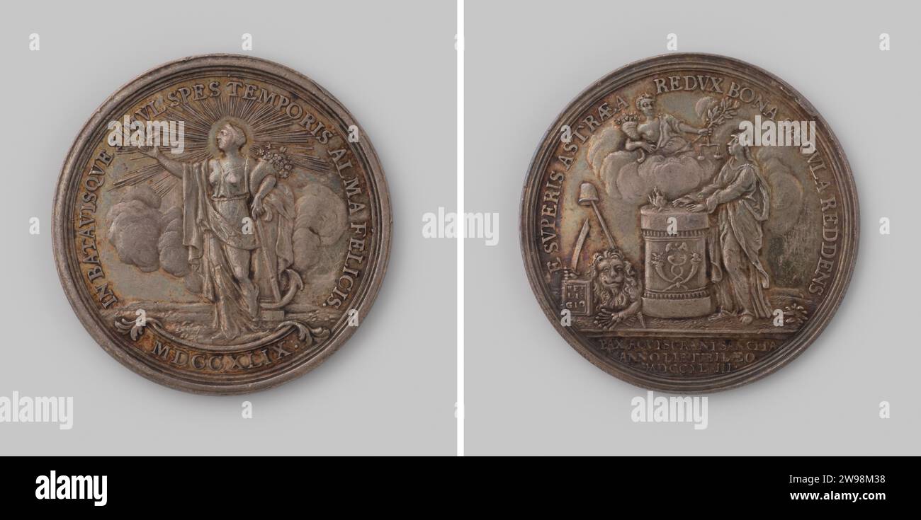 Beginn des Jahres 1749 und Vrede in Aachen, Martin Holtzhey, 1748–1749 Silbermedaille. Front: Peace, dargestellt als Frau mit Jetkranz, hält Blume, Horn des Überflusses und Anker in den Händen über dem Jahr im Rahmen, innerhalb von Kerschrift. Reverside: Gottesfürsorge, dargestellt als verschleierte Frau, stehend am brennenden Altar, wo neben einem Löwen liegt, mit Schwert und Pfeil in seinen Klauen, Bibel für sich und Freiheitshut auf Speer hinter ihm; außerdem schwimmt Astrea auf einer Wolke, mit einem Horn des Überflusses, Olivenzweig und Schuppen in einem Wechsel; Cut: Inschrift Amsterdam Silver (Metal) markant ( Stockfoto