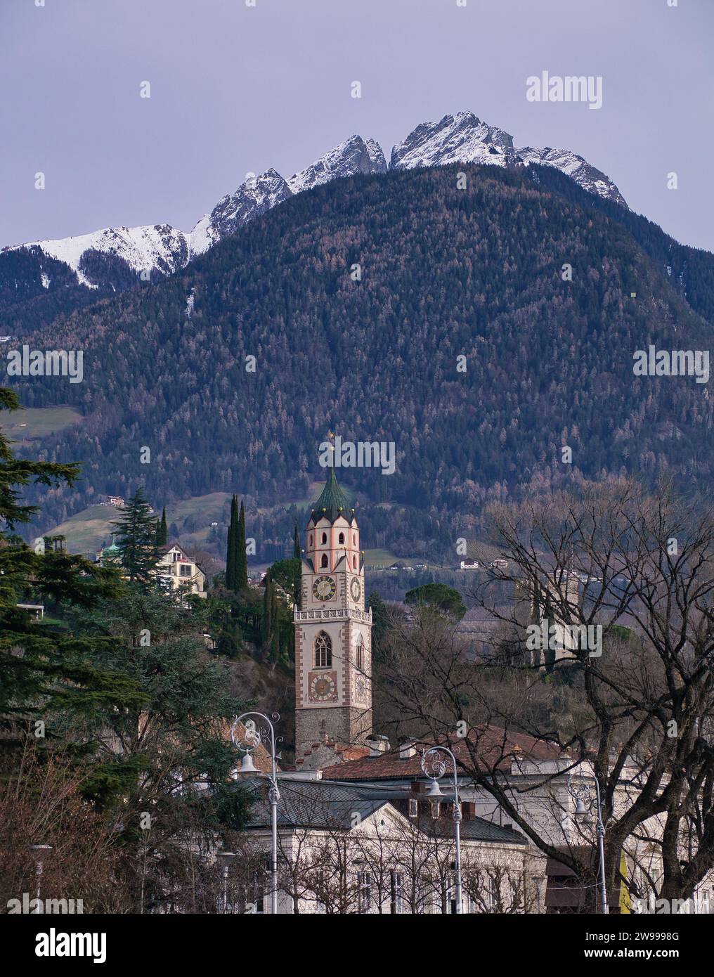 Blick auf die malerische Stadt Meran in Südtirol, Italien. Stockfoto