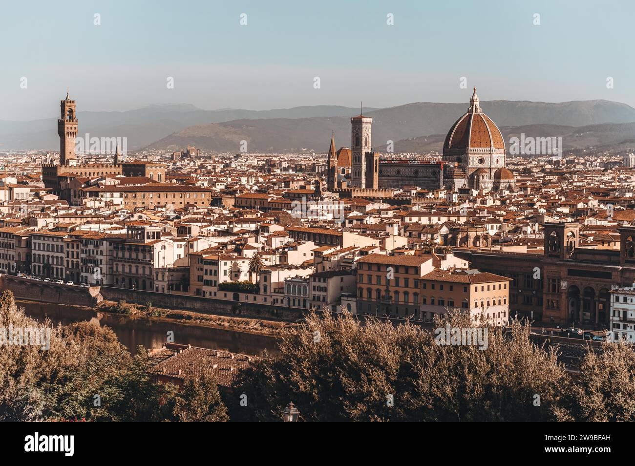 Santa Maria Del Fiore. Panorama. Italien, Florenz. Das Konzept von Tourismus, Reisen, Freizeit. Gemischte Medien Stockfoto