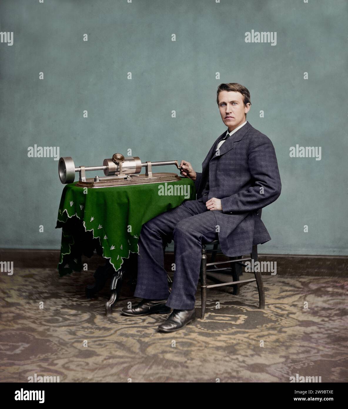 Thomas Edison mit seinem zweiten Phonographen. April 1878. Fotografiert von Levin Corbin Handy in Washington. Stockfoto