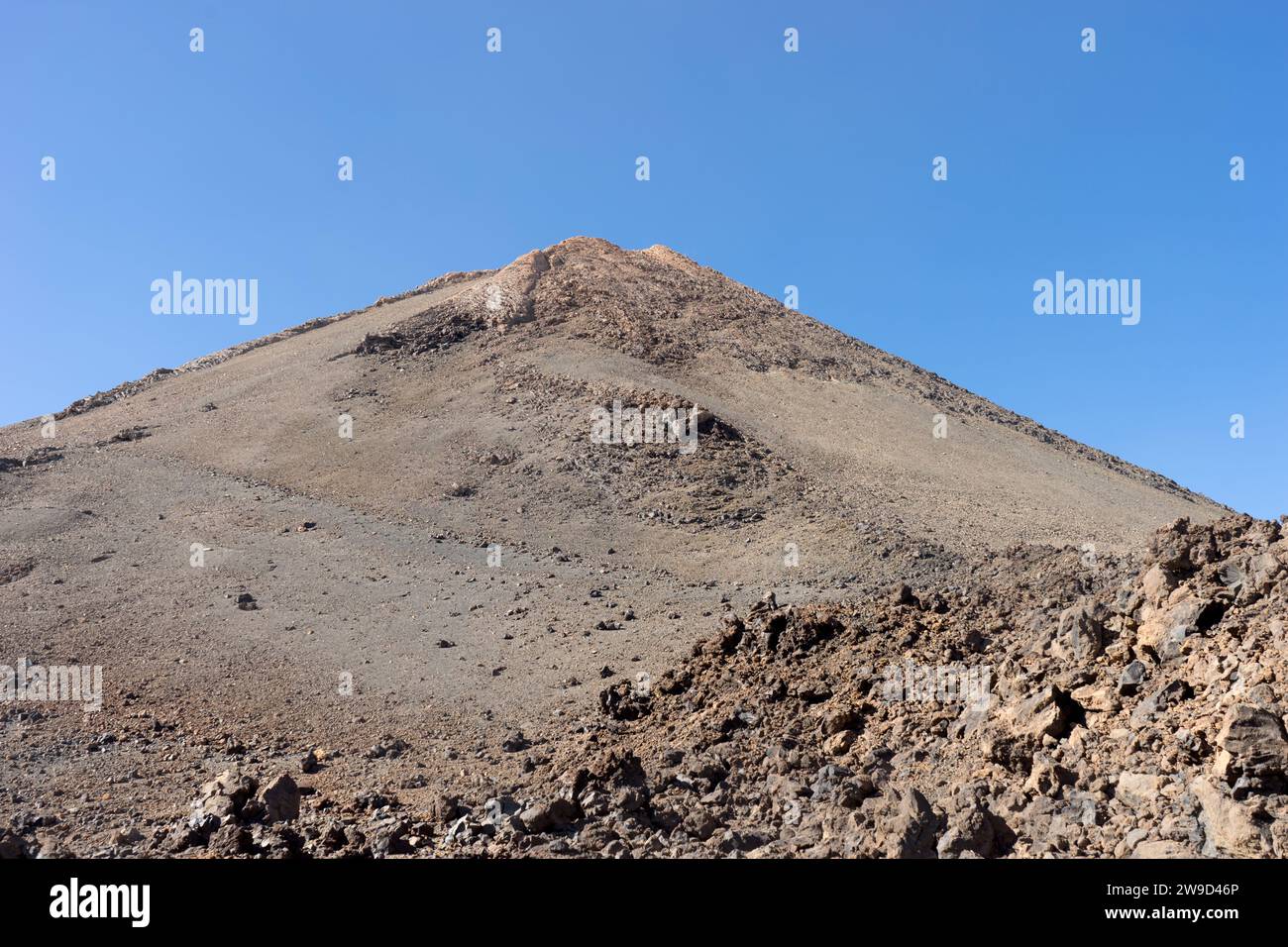 Landschaft mit dem Teide-Vulkan auf der Kanarischen Insel Teneriffa Stockfoto