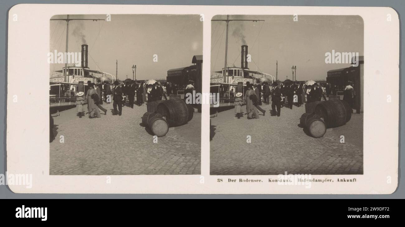 Ankunft eines Dampfschiffes in Konstanz, neue Photographic Gesellschaft, 1906 stereographische Konsistenzkarton. Fotografische Unterstützung Gelatine Silberdruck Dampfschiff, Motorschiff. Hafen Stockfoto