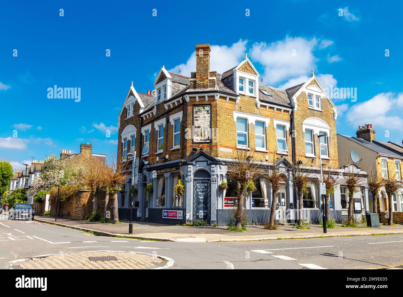 Außenansicht des Forest Gate Hotel Pub, Newham, London, England Stockfoto