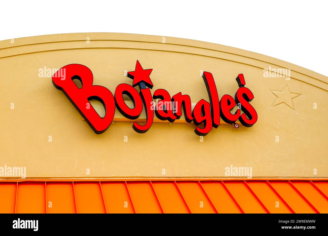 OCALA, FLORIDA, USA - 22. OKTOBER 2023 von Bojangles inspirierte Fast Food-Kette, die für gebratenes Cajun-Huhn und berühmte Kekse bekannt ist. Außenschild sig Stockfoto