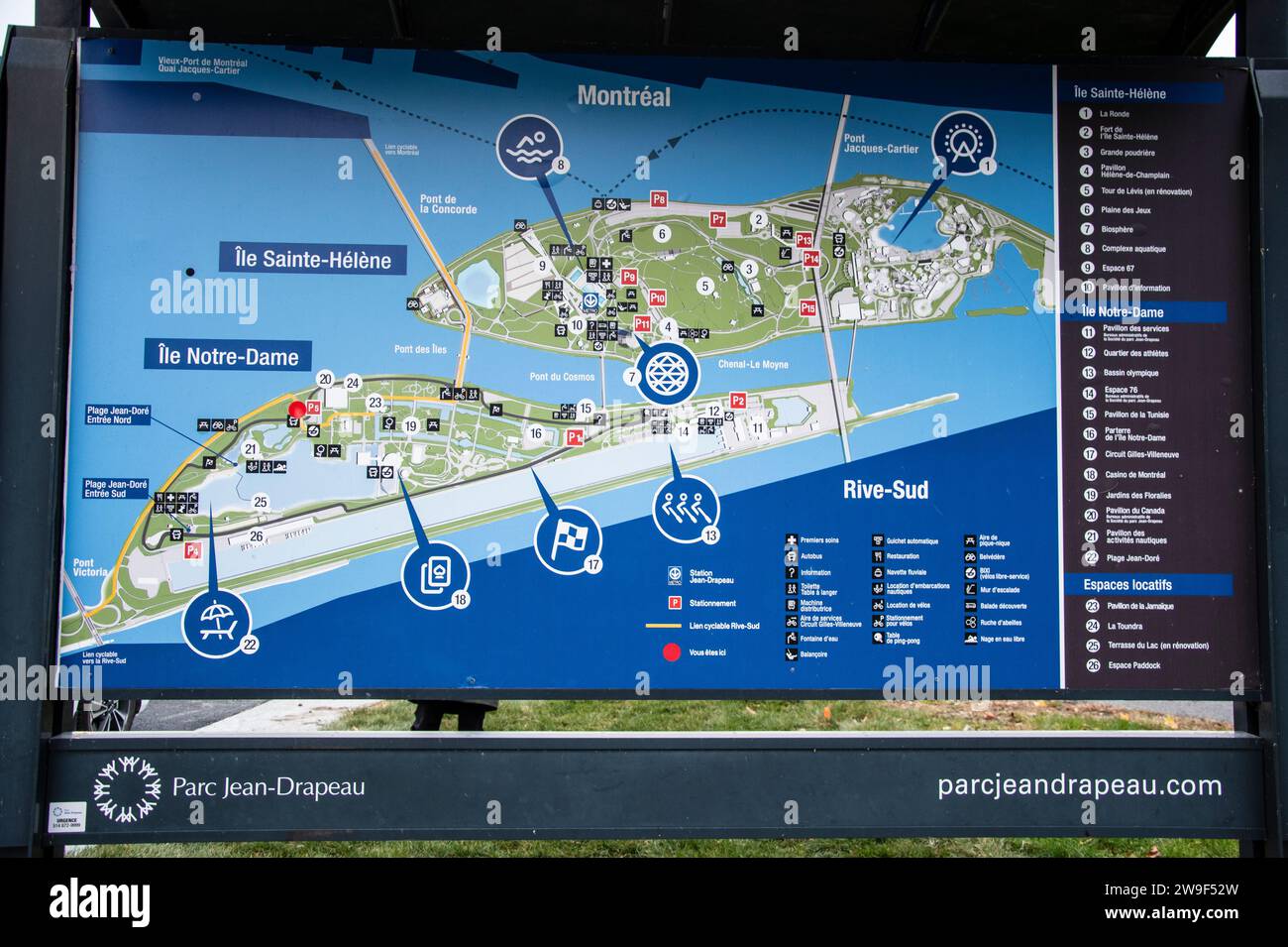 Willkommen im Parc Jean-Drapeau Schild auf der St. Helen Island in Montreal, Quebec, Kanada Stockfoto