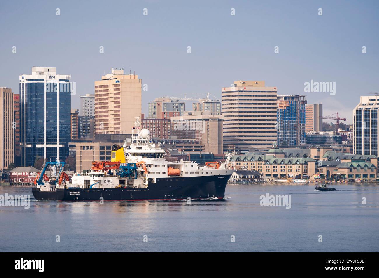Die RRS Discovery erreicht den Hafen von Halifax während einer Chartertour zum Bedford Institute of Oceanography in Nova Scotia, Kanada. Stockfoto