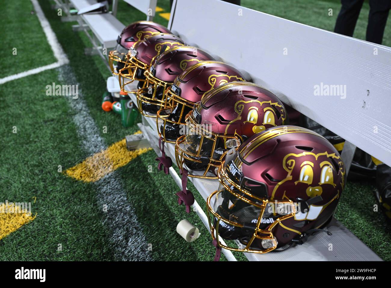 DETROIT, MI 26. DEZEMBER Blick auf die Helme der Minnesota Golden