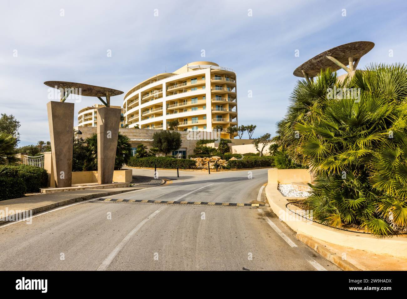 Radisson Blu Resort & Spa, Malta Golden Sands at the Golden Bay in der Nähe von Manikata, Malta Stockfoto