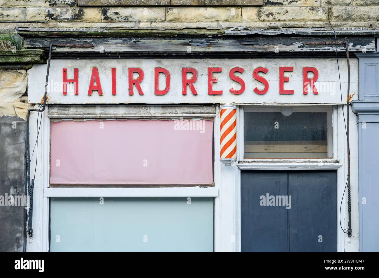 Ein alter Friseursalon und ein Friseurladen Stockfoto