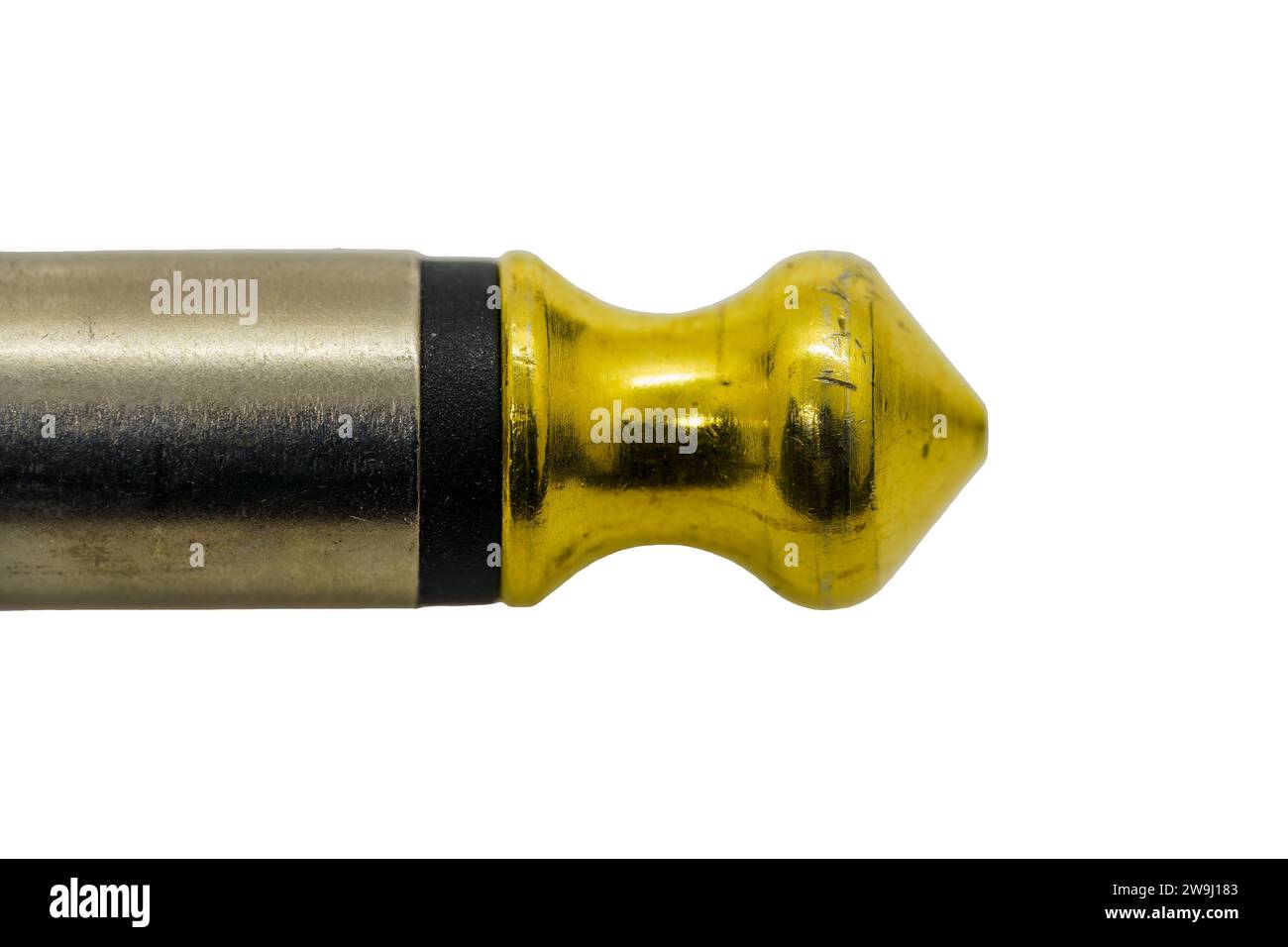 6,3 mm (1/4 Zoll) Klinkenstecker Audio-Steckverbinder Spitze Makroaufnahme. Isoliert auf weißem Hintergrund mit Beschneidungspfad Stockfoto