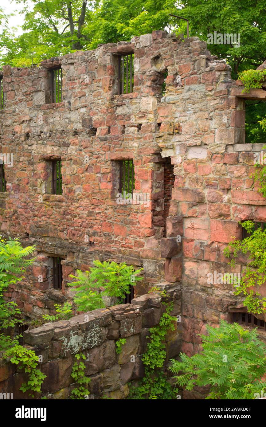 Cellblock Ruine, alte New-Gate Gefängnis & Kupfer Mine archäologische Bewahren, Connecticut Stockfoto