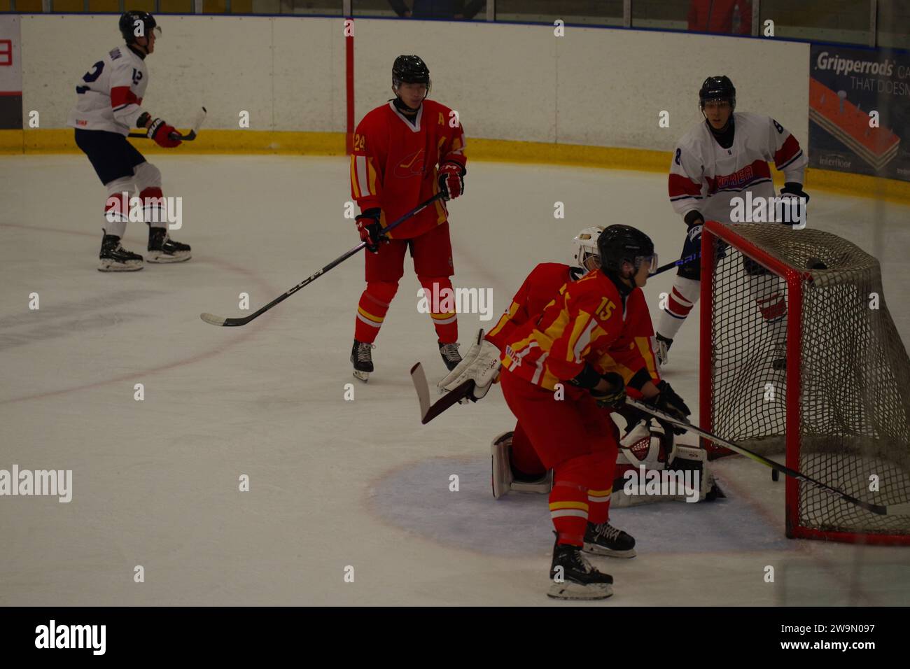 Dumfries, 15. Dezember 2023. Korea trifft 2024 gegen China in einer IIHF Eishockey U20 Weltmeisterschaft, Division II, Gruppe A Spiel im Dumfries Ice Bowl. Quelle: Colin Edwards Stockfoto