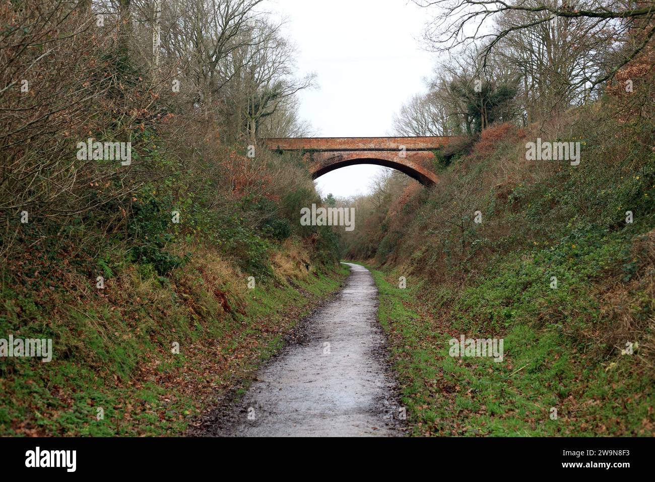 Leapgate alte Eisenbahnstrecke von Stourport nach Hartlebury in Worcestershire, England, Großbritannien. Stockfoto