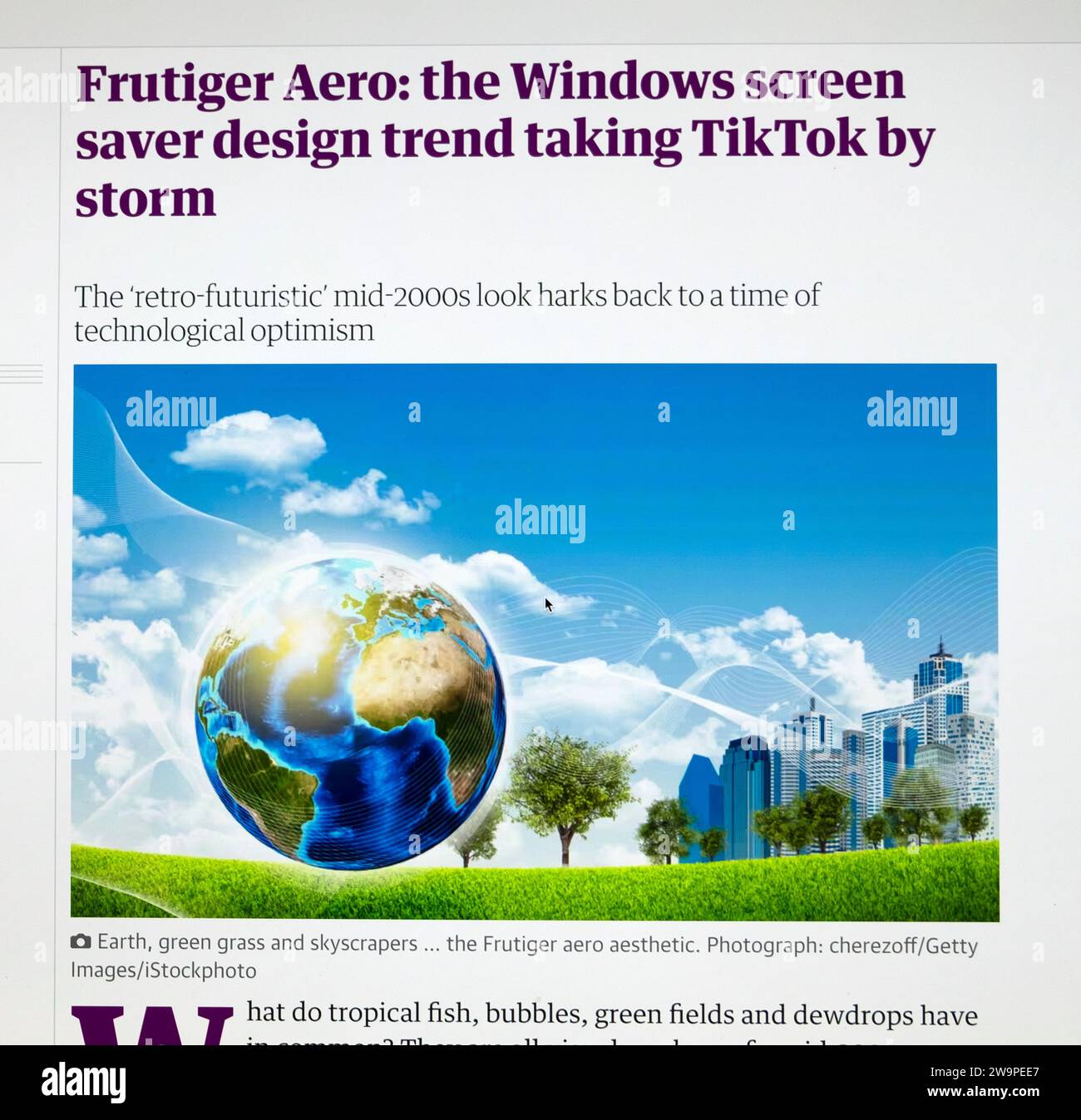 „Frutiger Aero der Windows Bildschirmschoner Design Trend nimmt TikTok by Storm“ Guardian Website Online-Zeitung Headline London UK 15 Dezember 2023 Stockfoto