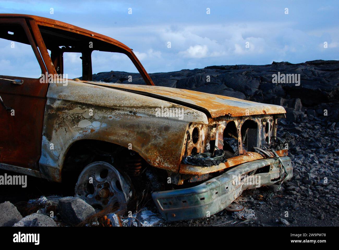 Abgekühlte Lavalandschaft nach Eruption. Vulkan-Nationalpark, Hawaii. Stockfoto