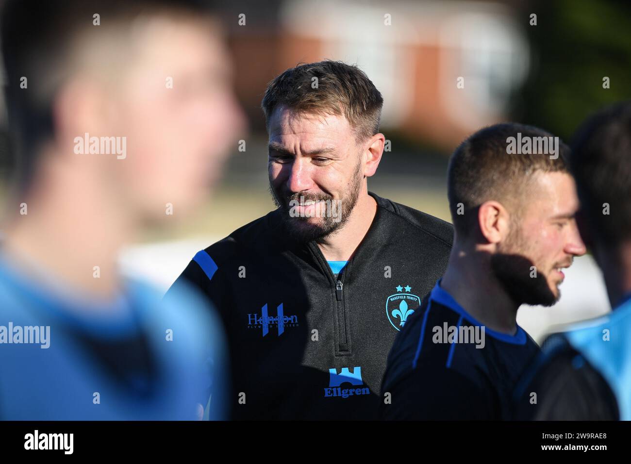 Wakefield, England 17. November 2023 Michael Shenton Assistent von