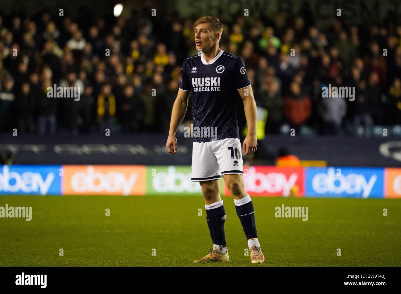 LONDON, ENGLAND - 29. DEZEMBER: Zian Flemming von Millwall während des Sky Bet Championship Matches zwischen Millwall und Norwich City am 29. Dezember 2023 in London. (Foto: Dylan Hepworth/MB Media) Stockfoto