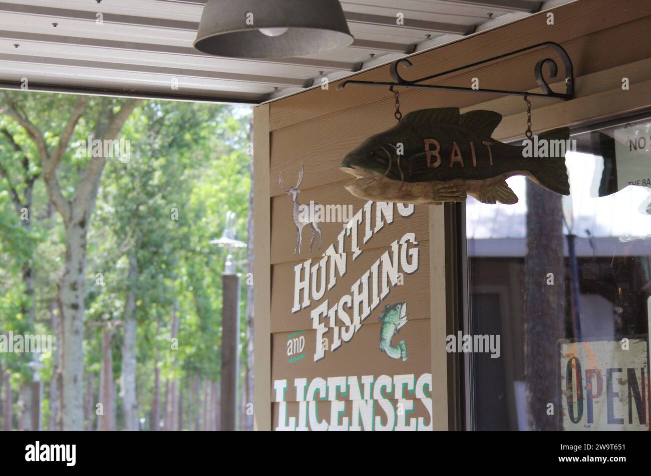 Whitehouse, Texas – 22. Juni 2023: Bait Shop at the Boulders on Lake Tyler in Whitehouse, Texas Stockfoto