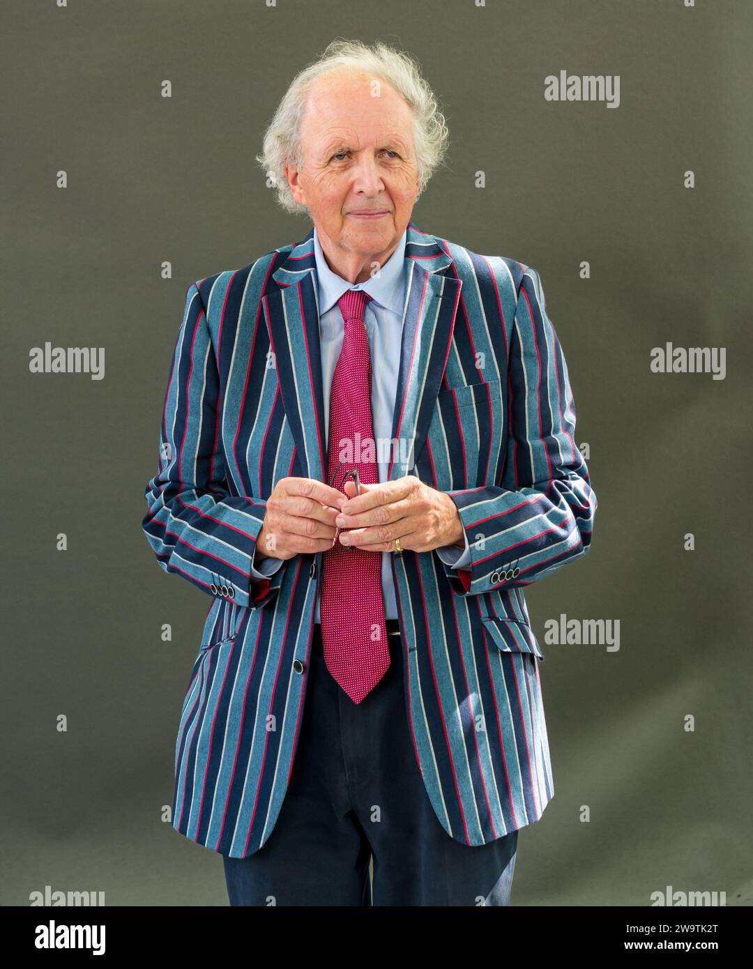 Sir Alexander McCall Smith, schottischer Autor, der 2019 beim Edinburgh International Book Festival in Schottland auftrat Stockfoto