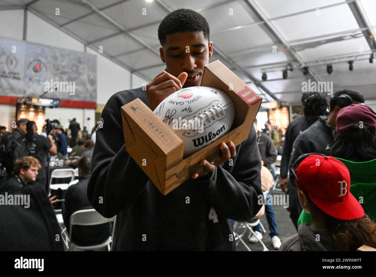 Alabama Crimson Tide Defensive zurück Kristian Story während des Rose Bowl Medientages, Samstag, 30. Dezember 2023, in Pasadena, Kalif. Stockfoto