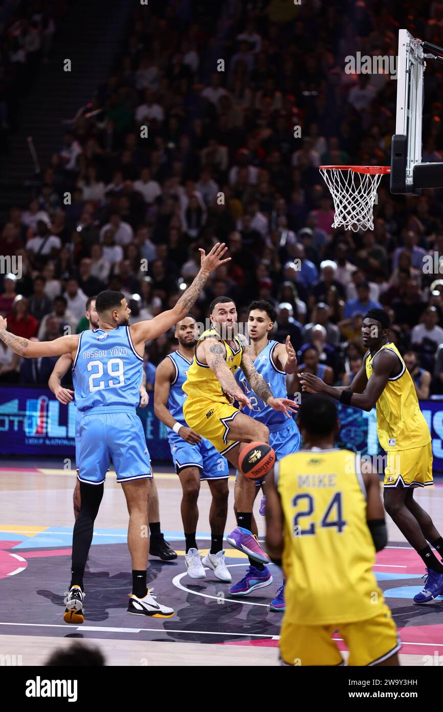 Mike JAMES (Monaco) beim All-Star Game LNB 2023, Basketballspiel zwischen Team France und Team World am 30. Dezember 2023 in der Accor Arena in Paris Stockfoto