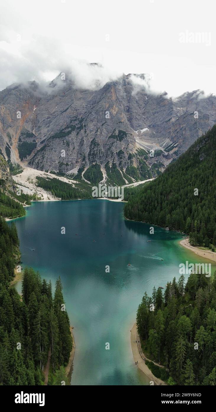 Drohnenfoto Pragser See, Pragser Wildsee, Pragser See Dolomiten italien europa Stockfoto