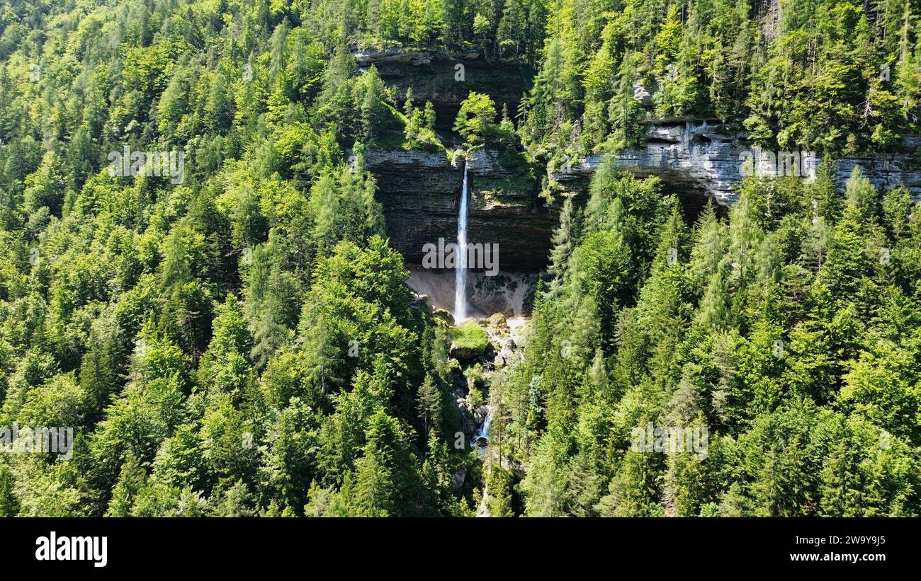 Drohnenfoto Pericnik Wasserfall Slowenien Europa Stockfoto