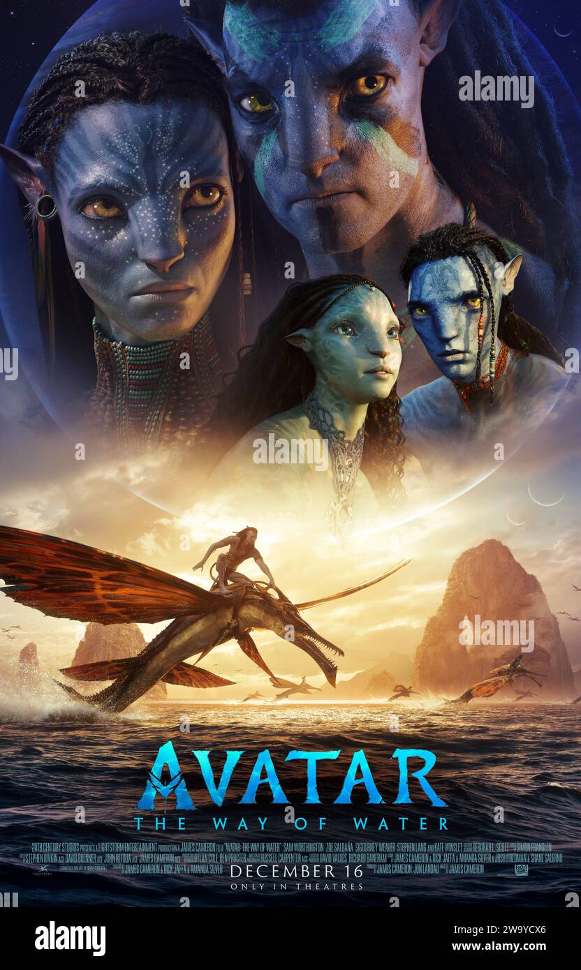 Avatar: The Way of Water (2023) von James Cameron mit Sam Worthington, Zoe Saldana und Sigourney Weaver. Jake Sully lebt mit seiner neu entdeckten Familie auf dem extrasolaren Mond Pandora. Sobald eine bekannte Bedrohung zurückkehrt, um das zu beenden, was zuvor begonnen wurde, muss Jake mit Neytiri und der Armee des Na'VI-Rennens zusammenarbeiten, um ihr Zuhause zu schützen. US-Poster mit einem Blatt ***NUR FÜR REDAKTIONELLE ZWECKE***. Quelle: BFA / 20th Century Studios Stockfoto