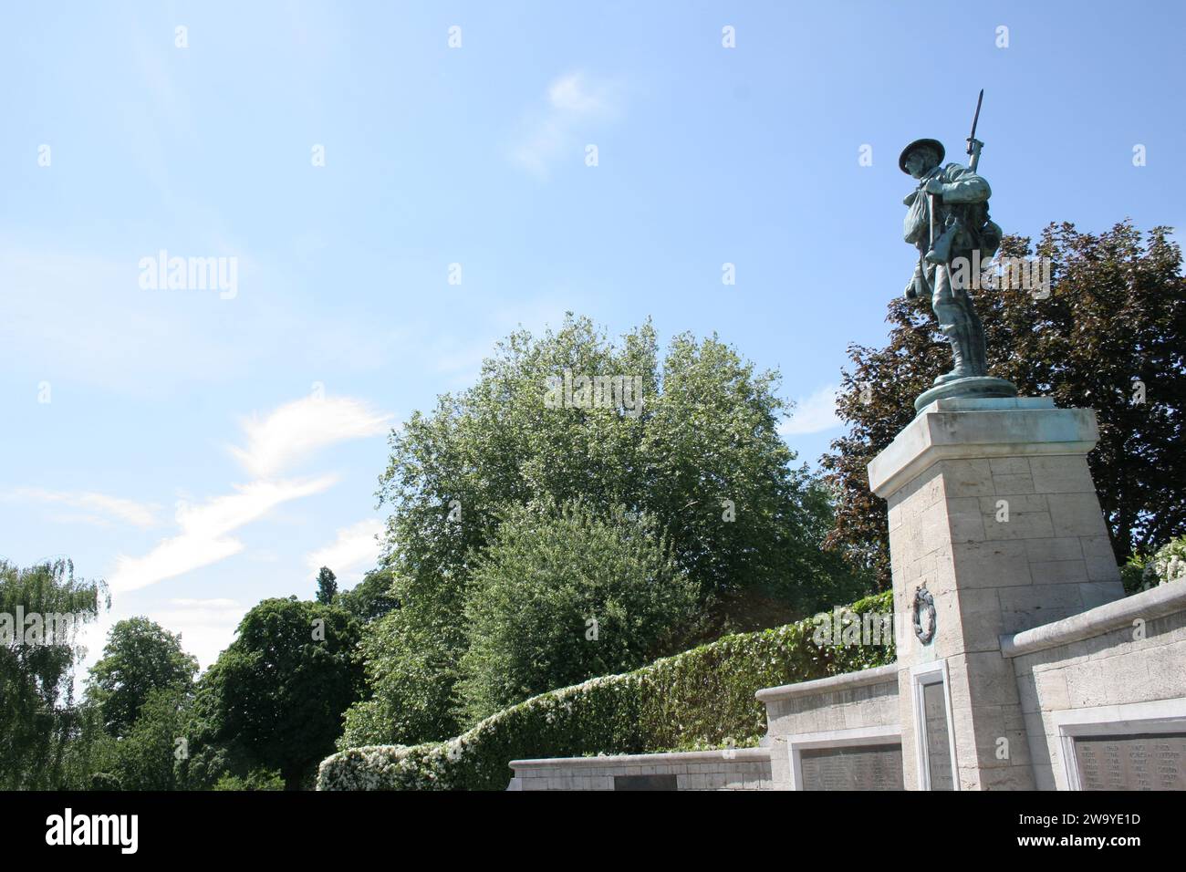 Abbey Park und das Kriegsdenkmal in Evesham, Worcestershire, Großbritannien Stockfoto