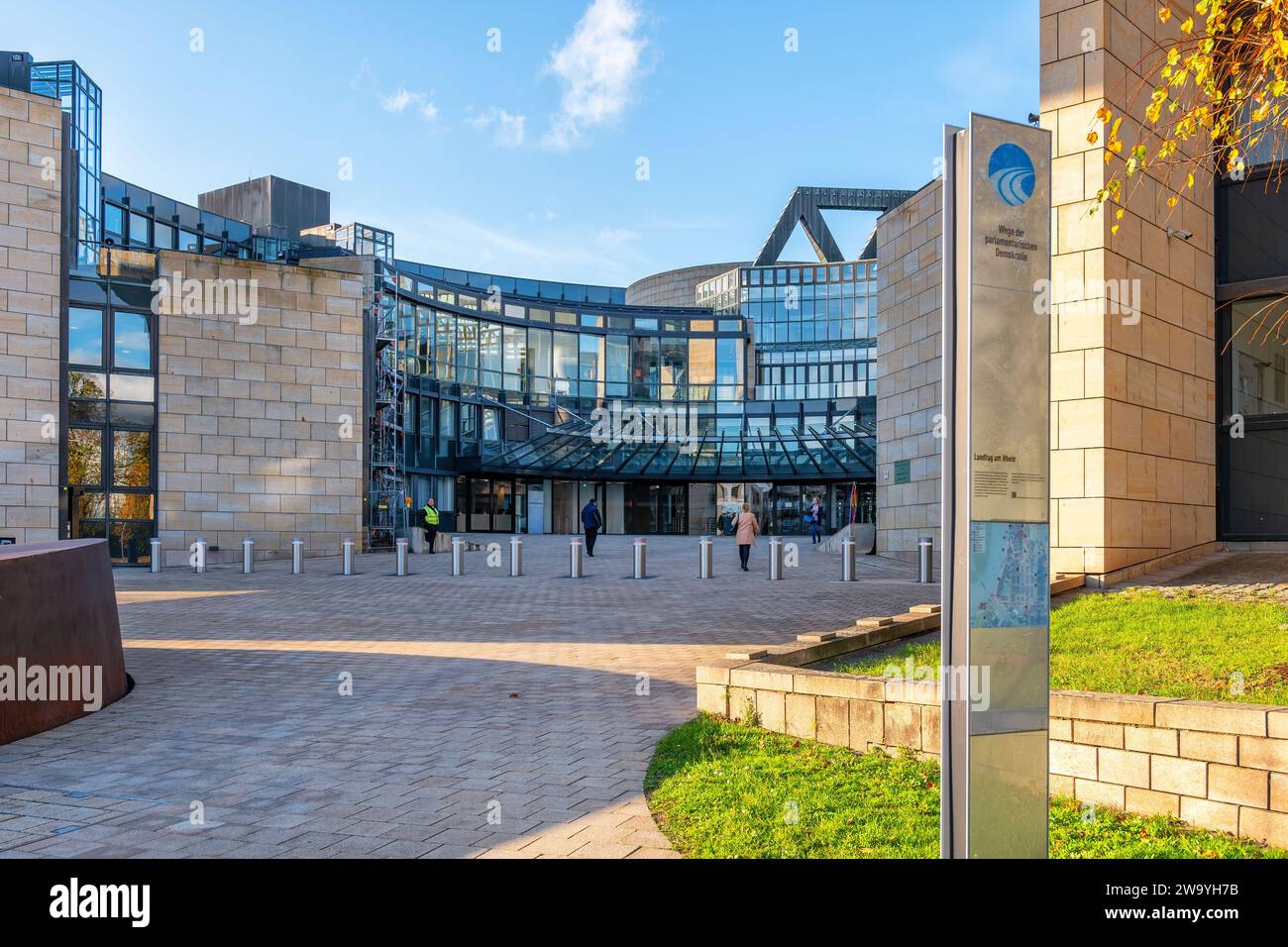 Düsseldorf, Deutschland, 31.102023: Landtagsgebäude in der Düsseldorfer Innenstadt Stockfoto