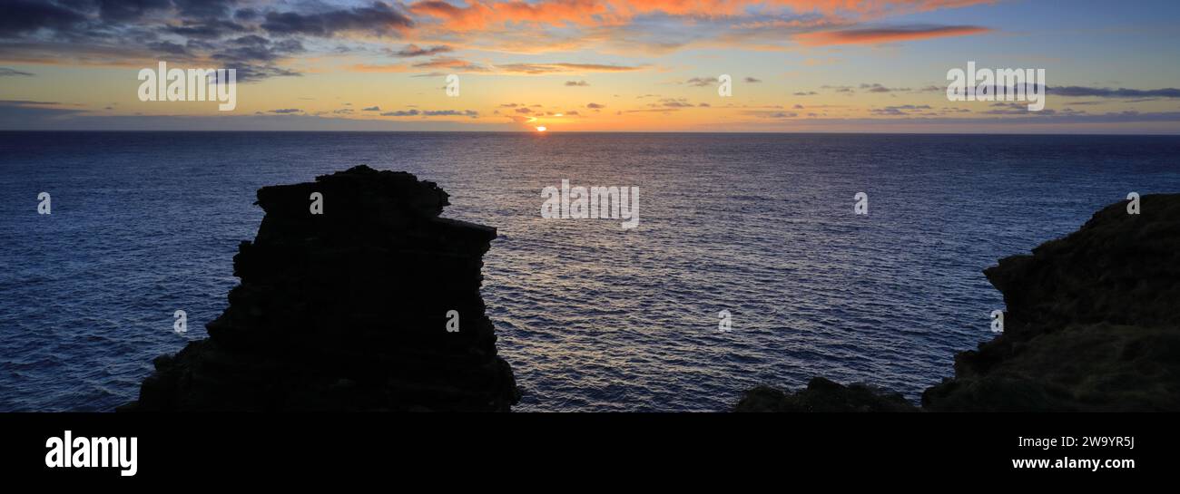Die Duncansby Sea Stacks in Duncansby Head, Caithness, Nordostküste Schottlands, Großbritannien Stockfoto