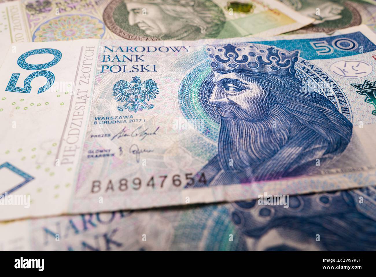 Nahaufnahme von 50 PLN polnische Geldscheine Polen wirtschaftliche Lage illustratives Konzept Gelddetails Hintergrund Stockfoto