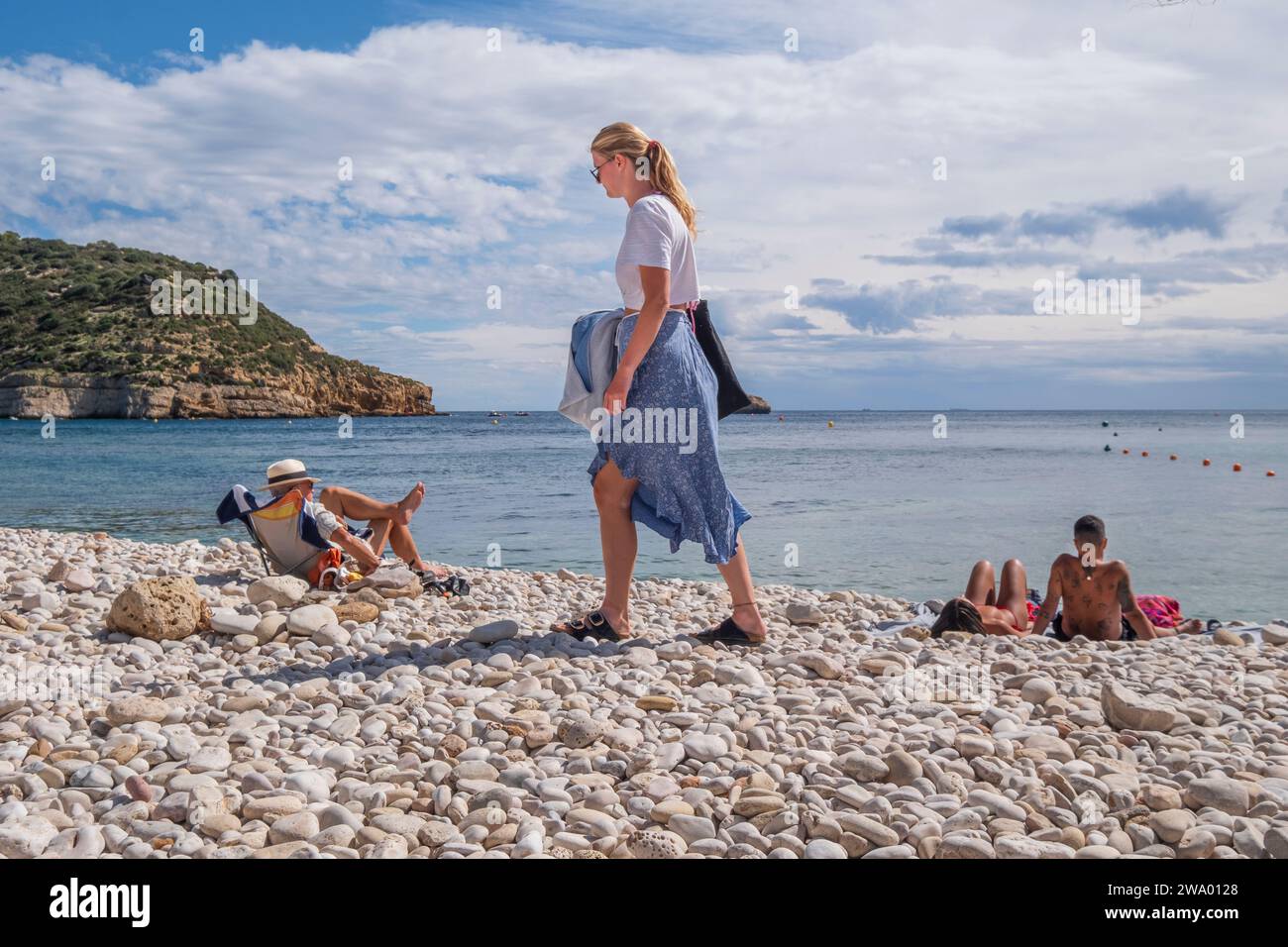 La Cala Portitxol (Portichol) oder Portitxol Strand oder auch bekannt als Cala de la Barraca de Javea liegt zwischen Cap Prim und El Cap Negre. Stockfoto