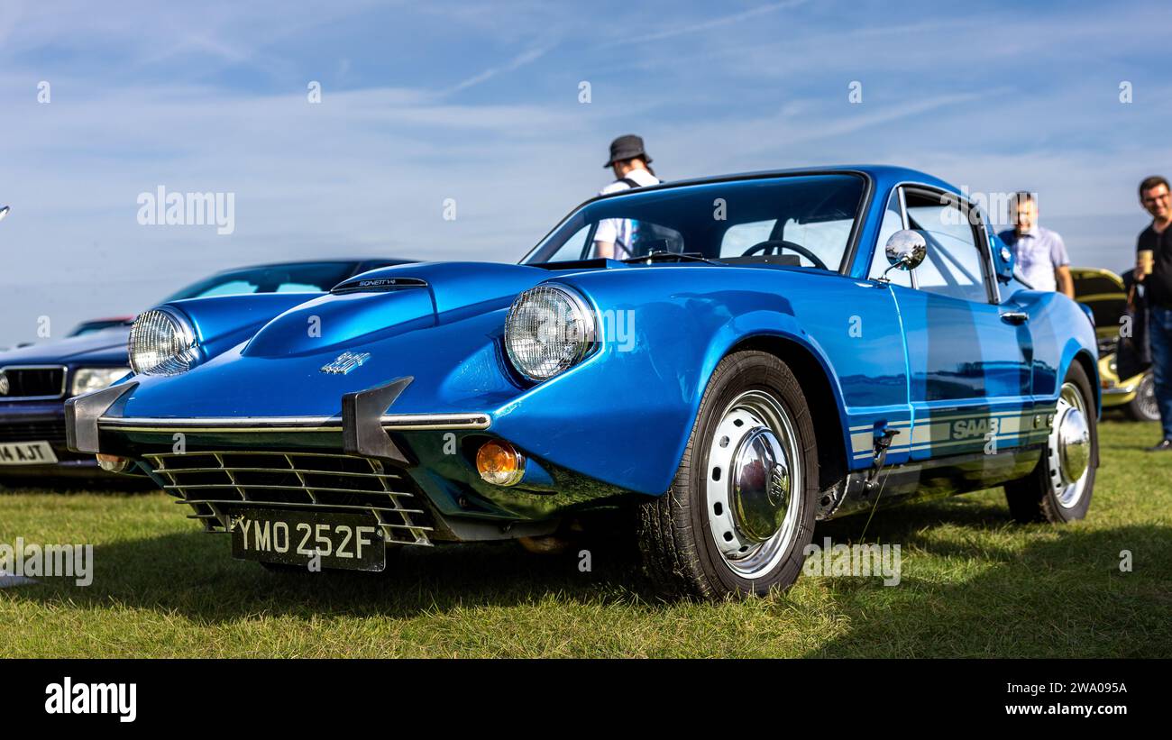 1968 Saab Sonett, ausgestellt im Bicester Heritage Scramble am 8. Oktober 2023. Stockfoto