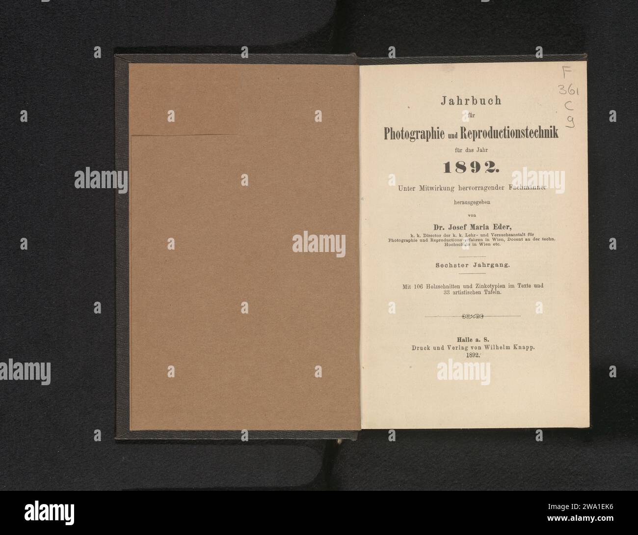 Jahrbuch für Fotografie und Reproduktionstechnik, Wilhelm knapp, 1892 Buch Hall auf der Saalezeitung. Leinen-(Material-)Druck/Kollotyp/Druckblock Stockfoto