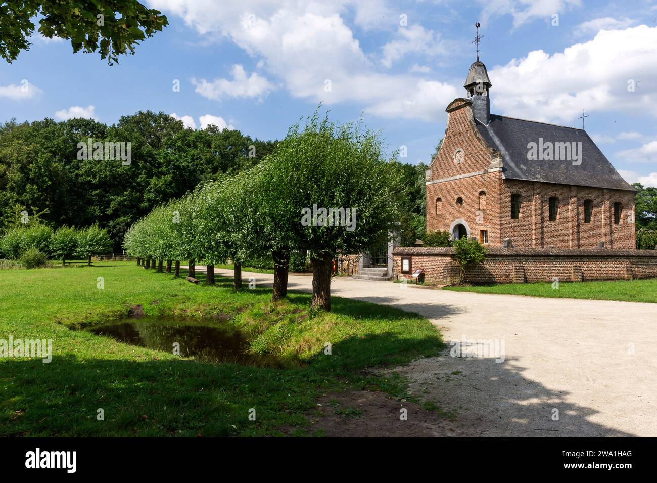 Historisches Dorf mit 100 authentischen Gebäuden aus den frühen Jahren des Jahres 1900. Priester, Lehrer, Handwerker und Bewohner fahren Sie in dieses Dorf Stockfoto