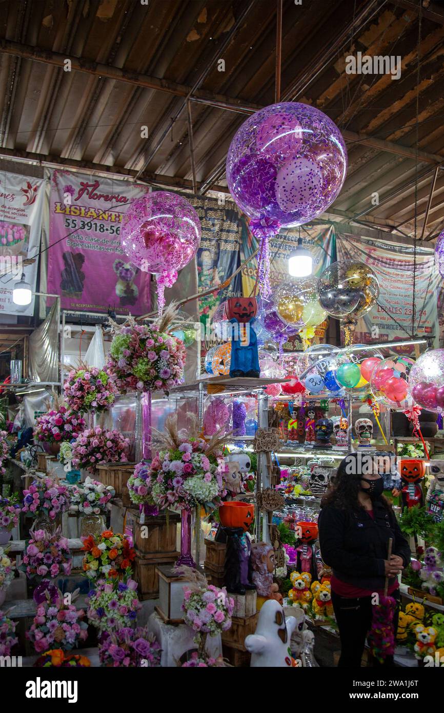 Blumenarrangements zum Verkauf auf dem Jamaica Market in Mexiko-Stadt, Mexiko Stockfoto