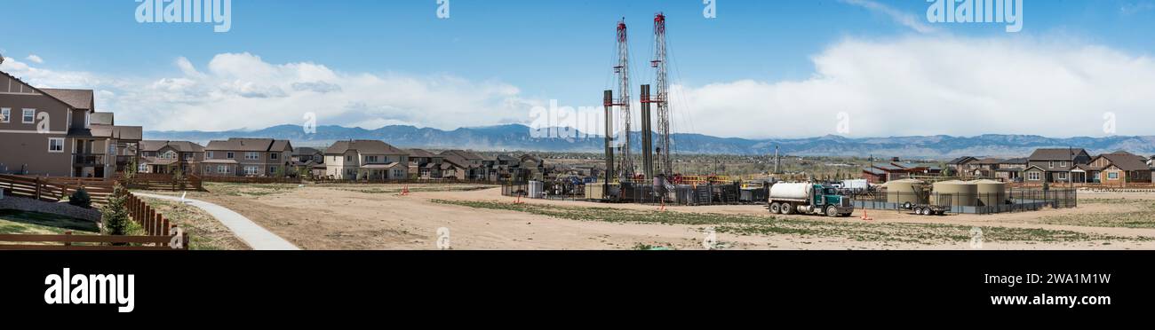 Öl- und Gasbohrungen, Erie, Colorado, USA Stockfoto
