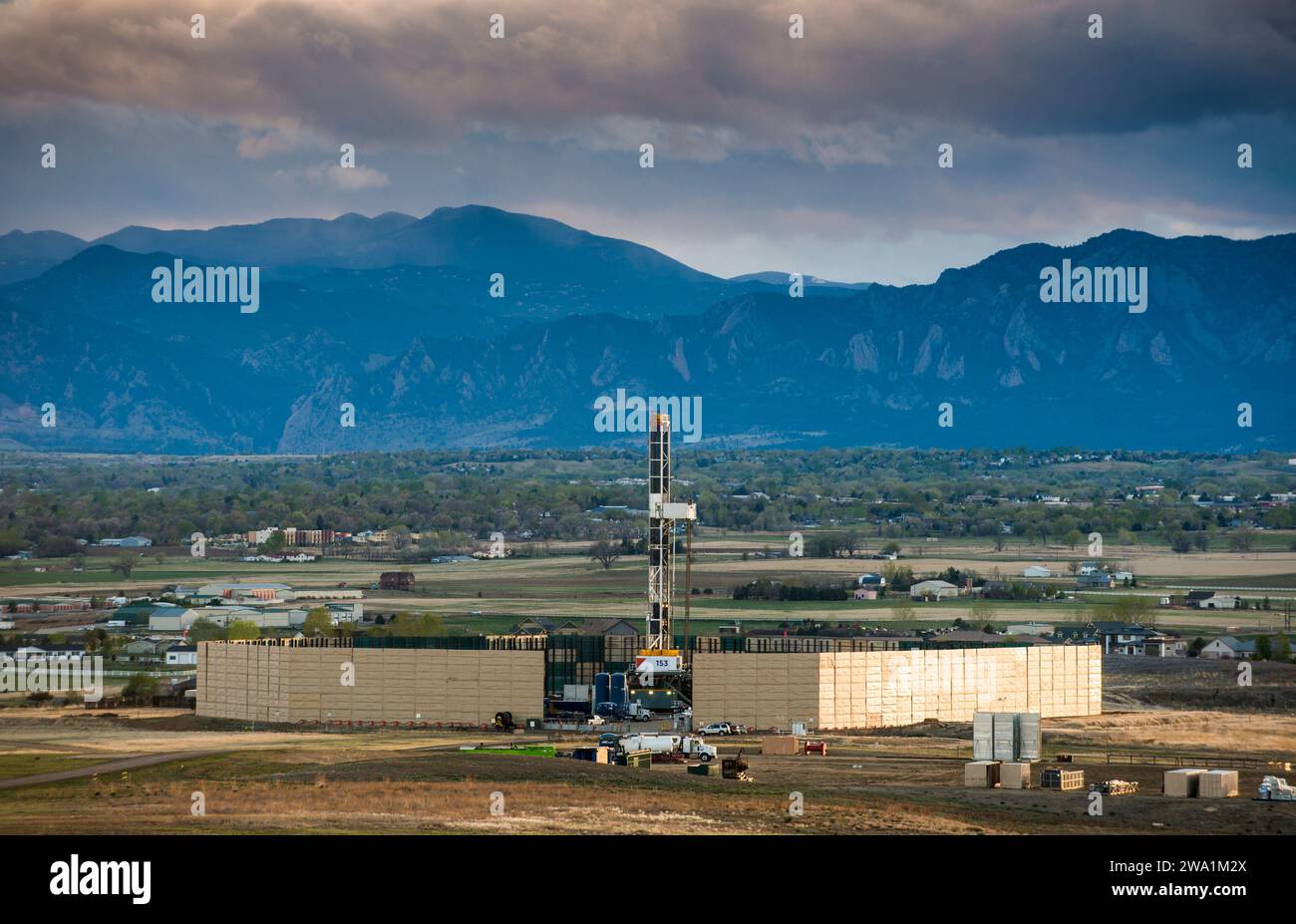 Öl- und Gasbohrungen, Erie, Colorado, USA Stockfoto
