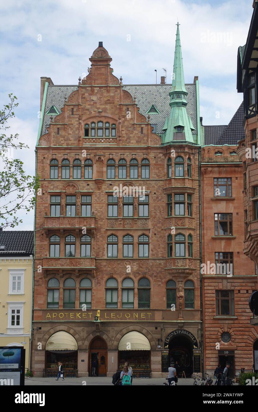 Jugendstilgebäude - Apoteket Lejonet, Stortorget, Malmö, Schweden Stockfoto