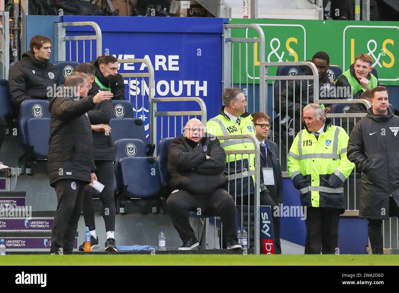 Portsmouth, Großbritannien. Januar 2024. Steve Evans während des Spiels Portsmouth FC gegen Stevenage FC SKY Bet EFL League One in Fratton Park, Portsmouth, England, Großbritannien am 1. Januar 2024 Credit: Every Second Media/Alamy Live News Stockfoto