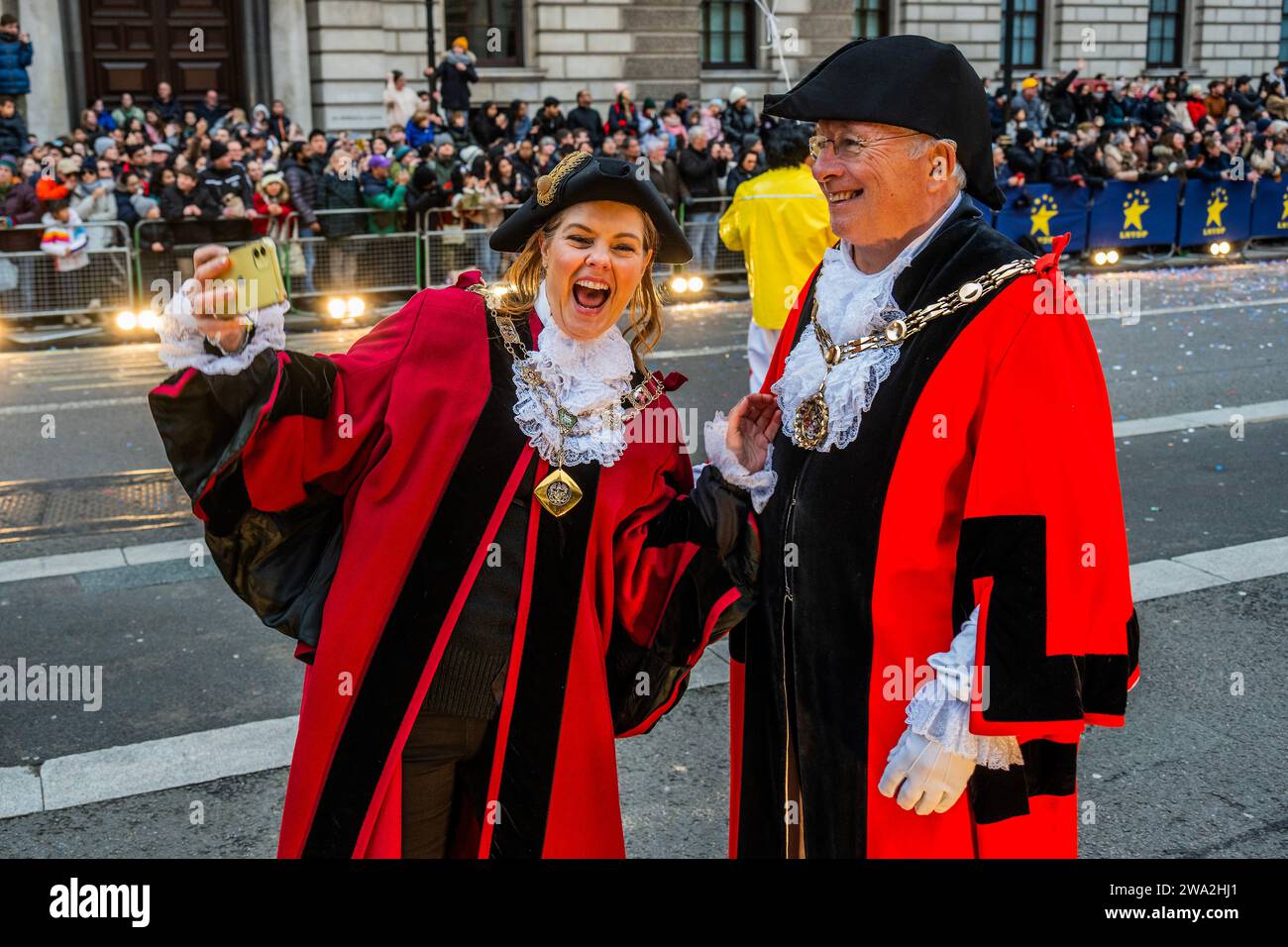 London, Großbritannien. Januar 2024. London Borough of Sutton „Sutton Rocks!“ - Die Londoner Neujahrsparade ist der Beginn des neuen Jahres 2024. Guy Bell/Alamy Live News Stockfoto