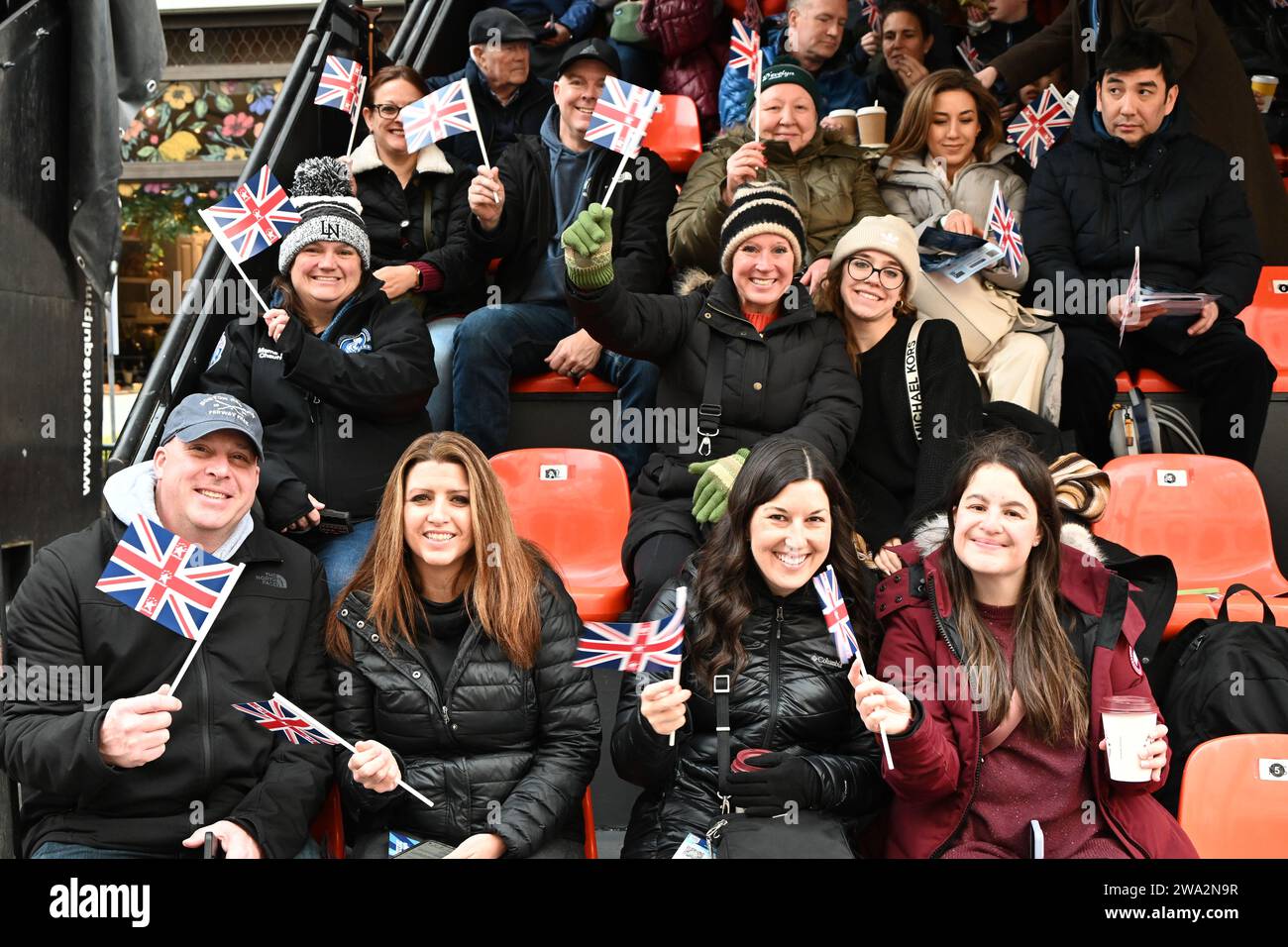 London, Großbritannien. Januar 2024. Londons jährliche Neujahrsparade mit Hunderten von Wagen im Zentrum von london, Großbritannien. Quelle: Siehe Li/Picture Capital/Alamy Live News Stockfoto