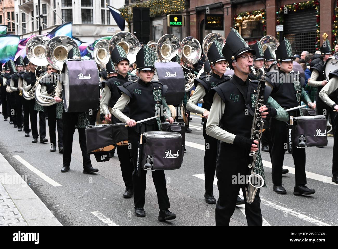 London, Großbritannien. Januar 2024. Londons jährliche Neujahrsparade mit Hunderten von Wagen im Zentrum von london, Großbritannien. Quelle: Siehe Li/Picture Capital/Alamy Live News Stockfoto