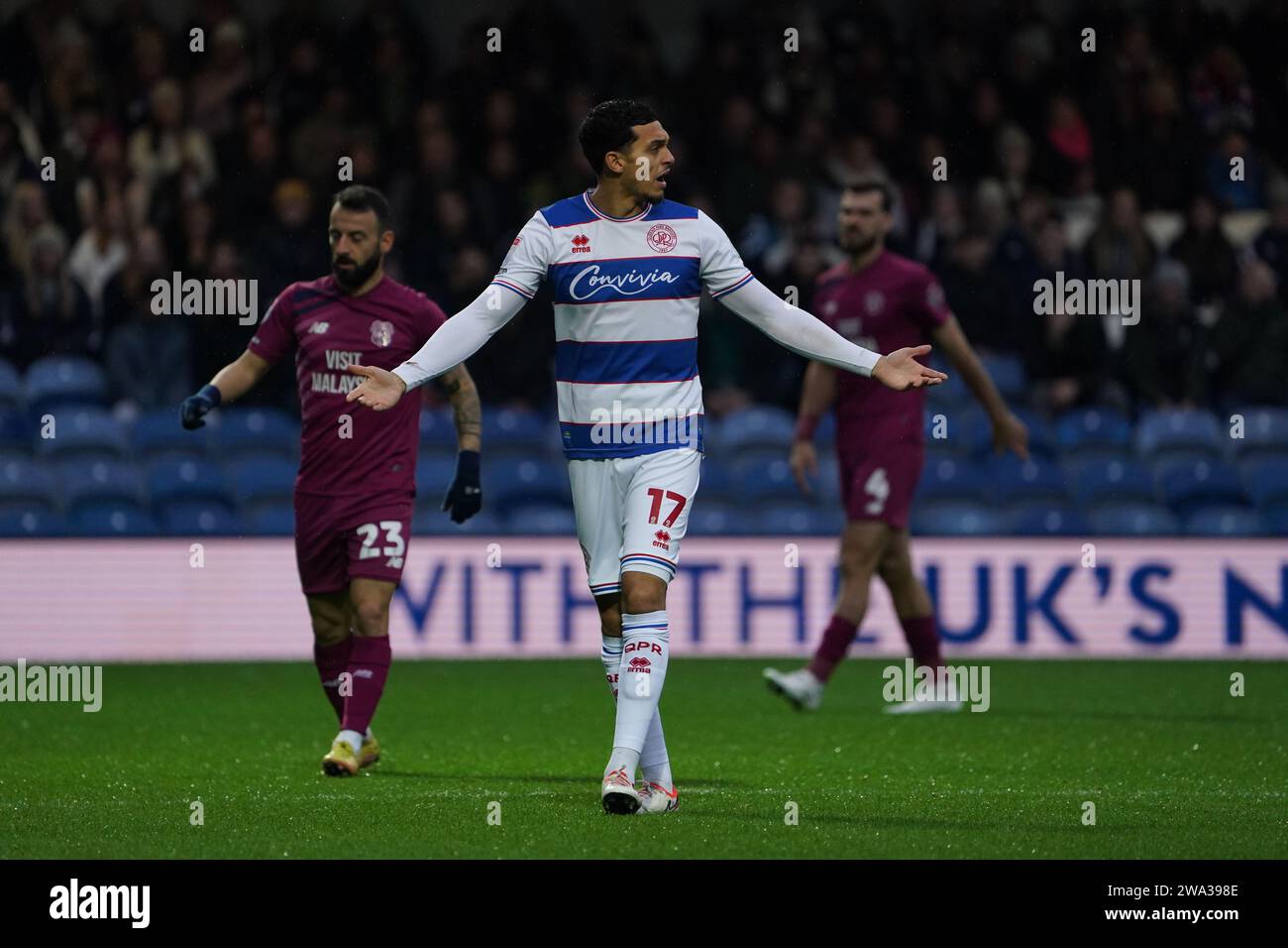 LONDON, ENGLAND - 1. JANUAR: Andre Dozzell von QPR während des Sky Bet Championship-Spiels zwischen Queens Park Rangers und Cardiff City am 1. Januar 2024 in London. (Foto: Dylan Hepworth/MB Media) Stockfoto