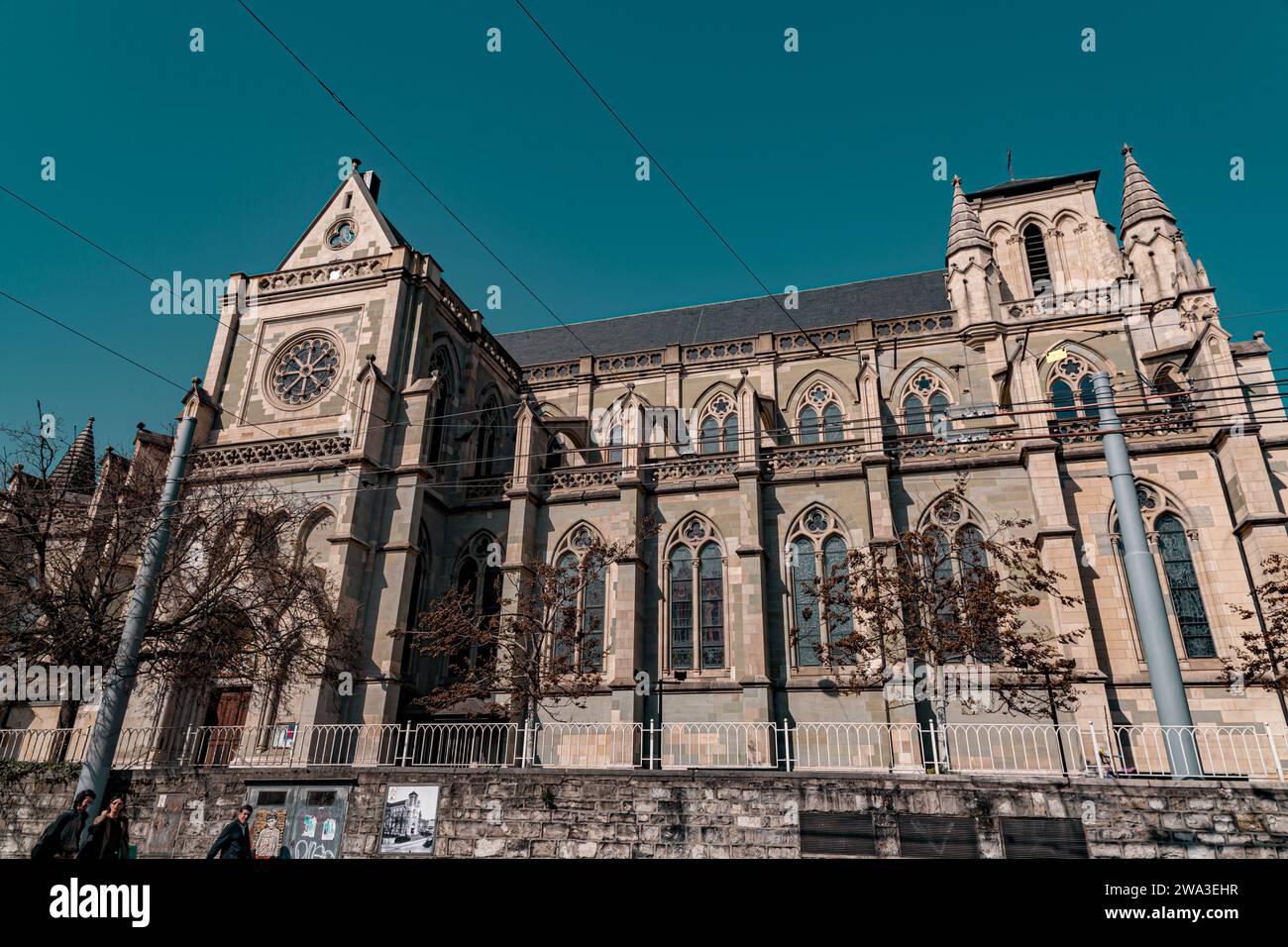 Genf, Schweiz - 25. März 2022: Die Basilika Notre-Dame von Genf ist die wichtigste römisch-katholische Kirche in Genf, Schweiz. Stockfoto